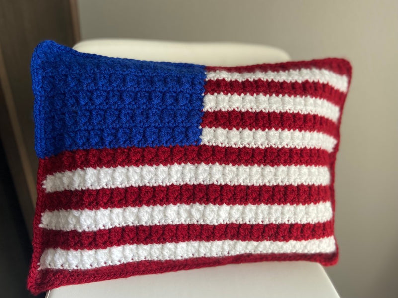 FREE CROCHET PATTERN: Freedom Flag Pillow