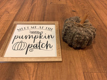 Load image into Gallery viewer, Farmhouse Crochet Pumpkins