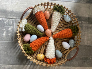 Farmhouse Crochet Carrots