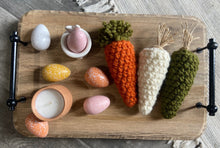 Load image into Gallery viewer, Farmhouse Crochet Carrots
