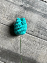 Load image into Gallery viewer, Crochet Tulips