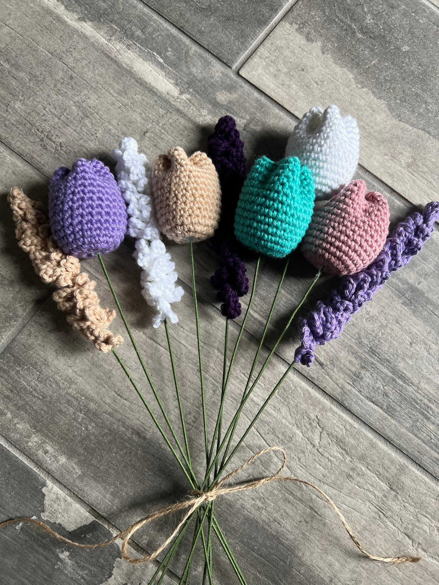 Crochet Floral Bouquet – A Bit Unraveled